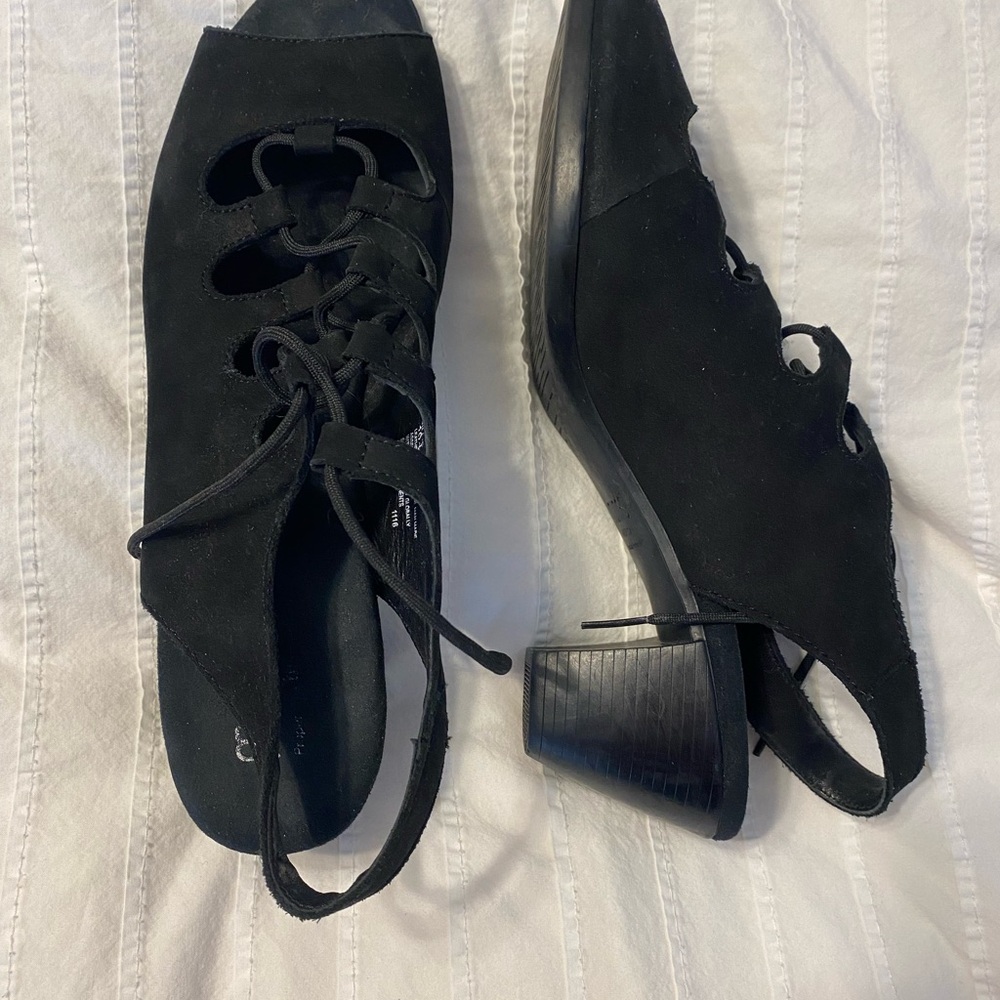 Women's Munro Black Suede Sandals